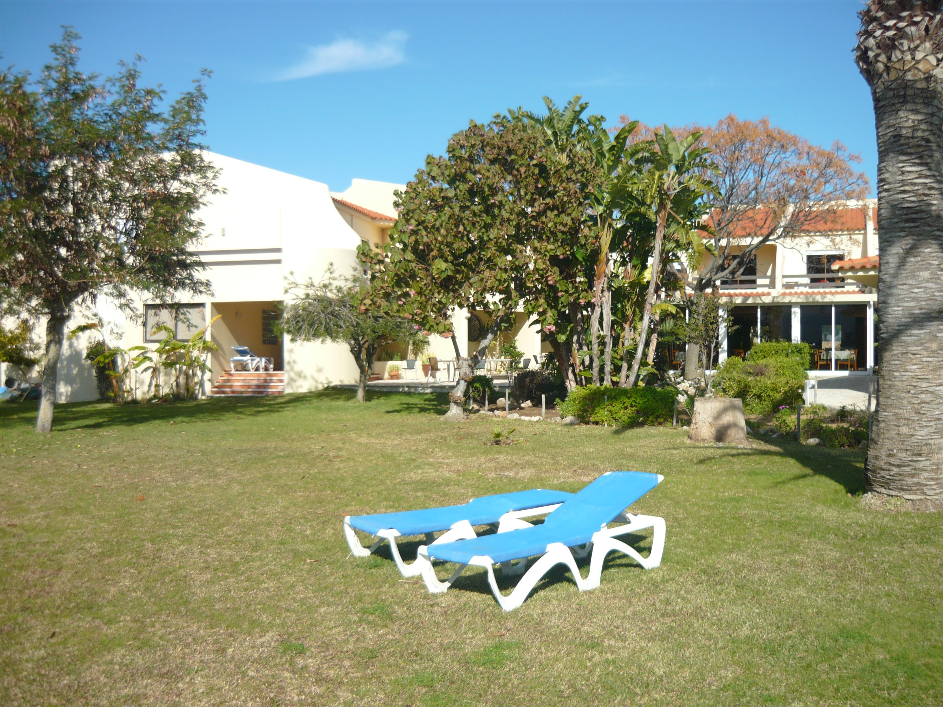 Praia Da Lota Resort - Beachfront Hotel Manta Rota Ngoại thất bức ảnh