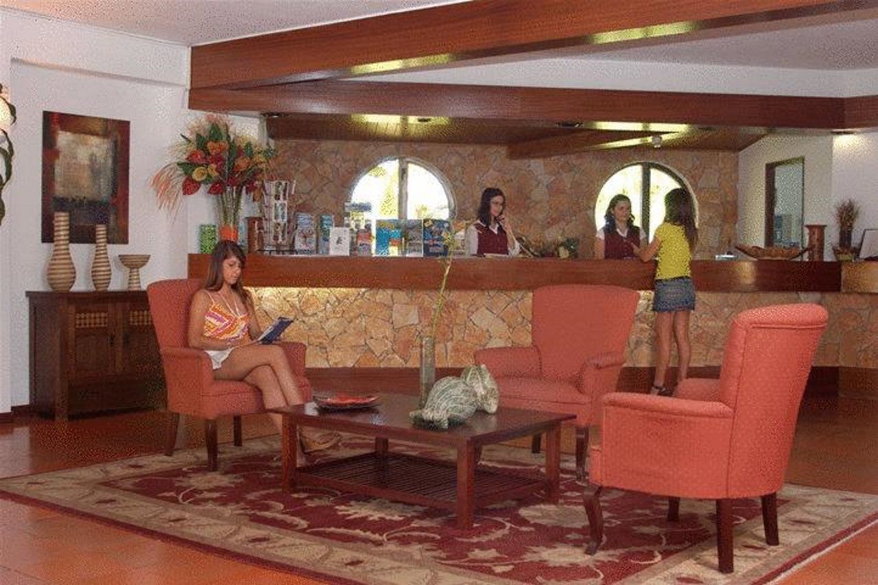 Praia Da Lota Resort - Beachfront Hotel Manta Rota Ngoại thất bức ảnh